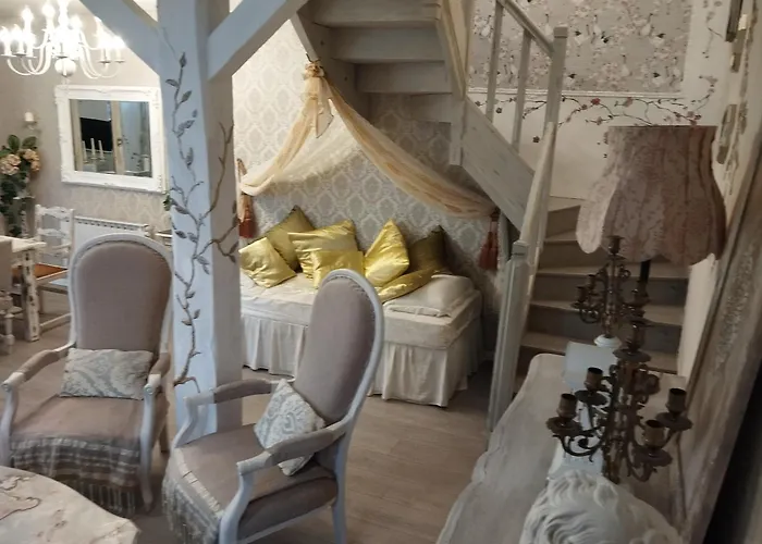 The Enchanted Сasa de vacaciones Taizé